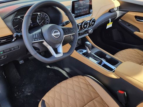 New 2025 Nissan Sentra SV w/ SV Premium Package image 7