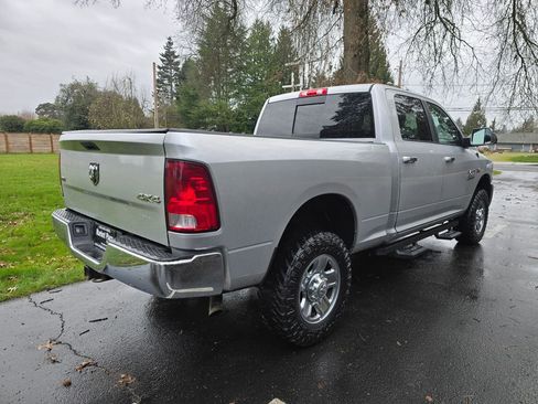 Used 2016 RAM 2500 SLT image 6
