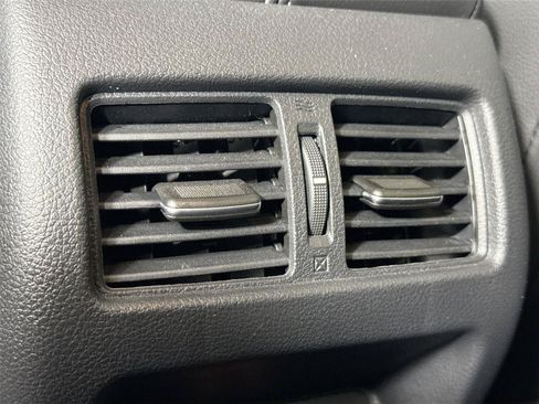 Used 2022 Nissan Altima 2.5 SL FWD image 35