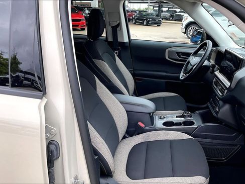 Used 2025 Ford Bronco Sport Big Bend w/ Convenience Package image 9