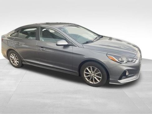 Used 2018 Hyundai Sonata SE FWD image 9