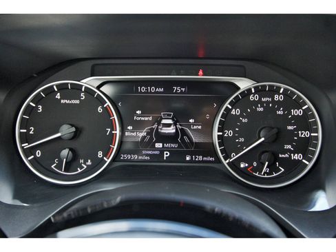 Used 2023 Nissan Rogue SV FWD image 16