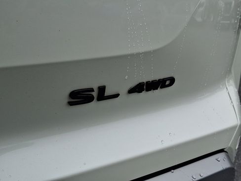 Certified 2023 Nissan Pathfinder SL w/ Black Appearance Package AWD/4WD image 34