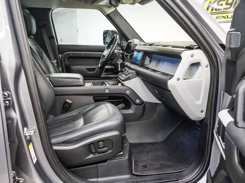 Used 2020 Land Rover Defender 110 HSE image 17