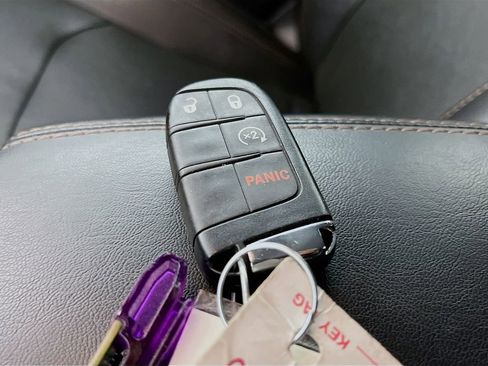 Used 2022 Jeep Compass Limited AWD/4WD image 24