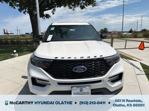 Used 2021 Ford Explorer ST w/ Equipment Group 401A AWD/4WD image 3