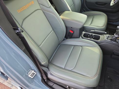 Used 2024 Jeep Gladiator Mojave image 16