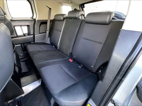 Used 2007 Toyota FJ Cruiser 4WD image 20