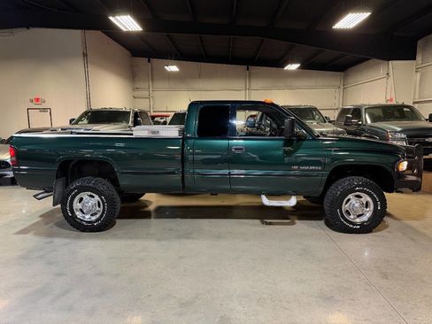 Used 2001 Dodge Ram 2500 Truck 4x4 Quad Cab image 8