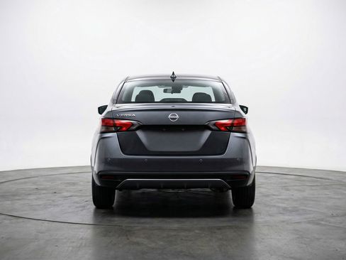 Used 2025 Nissan Versa SV FWD image 7