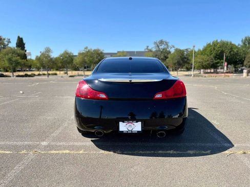 Used 2011 INFINITI G37 Journey w/ Premium Pkg image 6