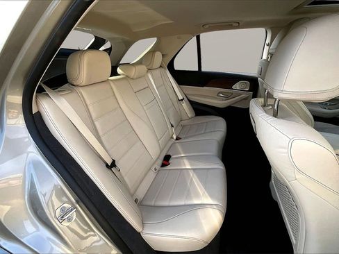 Used 2020 Mercedes-Benz GLE 350 4MATIC image 23