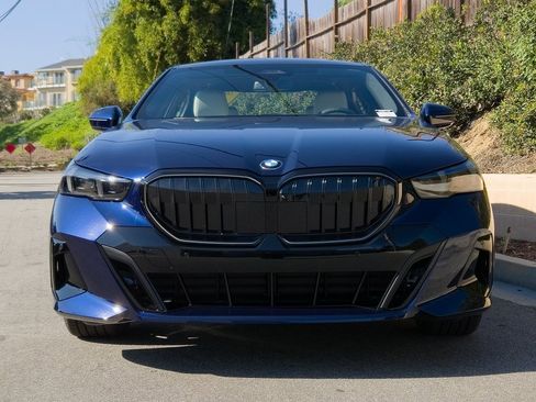 New 2026 BMW 530i 530i w/ M Sport Package image 3