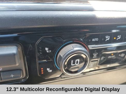Used 2025 Chevrolet Silverado 1500 LT AWD/4WD image 9