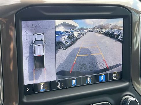 Used 2023 Chevrolet Silverado 2500 High Country w/ Z71 Off-Road Package image 23