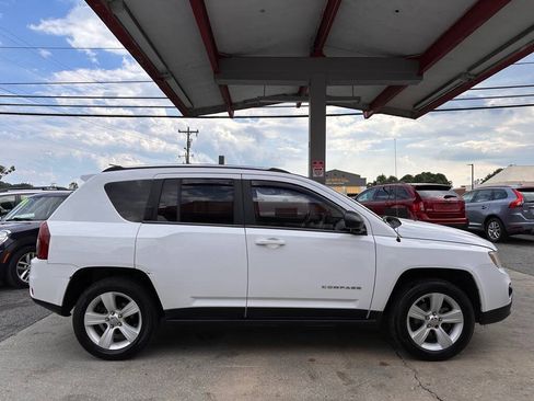 Used 2014 Jeep Compass Sport w/ Power Value Group AWD/4WD image 4