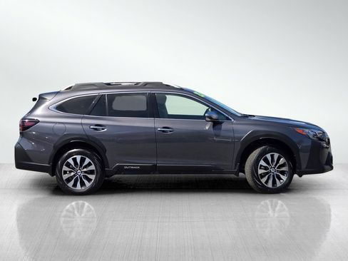 Certified 2025 Subaru Outback Touring w/ Popular Package #2 AWD/4WD image 3