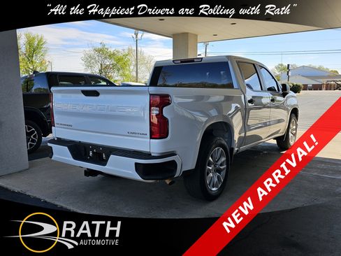 Used 2021 Chevrolet Silverado 1500 Custom image 4