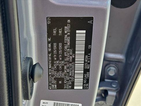 Used 2022 Toyota Highlander Platinum FWD image 23