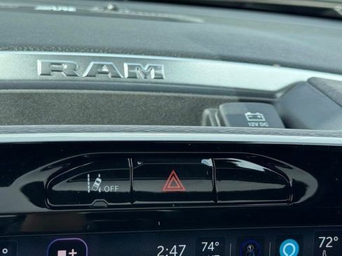 New 2026 RAM 1500 Laramie w/ Sport Appearance Package AWD/4WD image 18