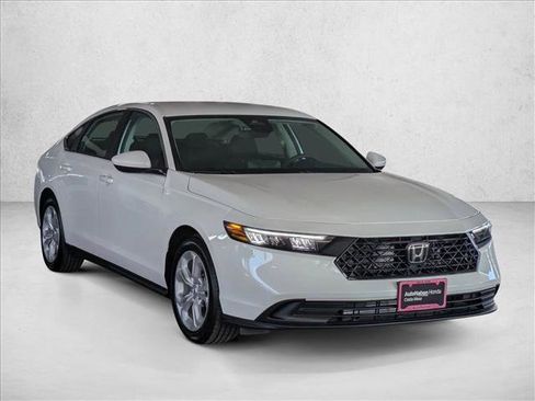 New 2025 Honda Accord LX image 7