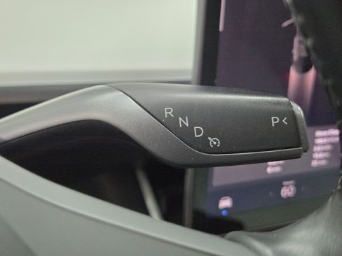 Used 2018 Tesla Model 3 Long Range RWD image 18