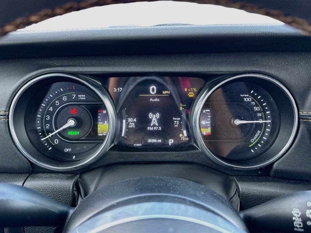 Used 2023 Jeep Wrangler Unlimited Sahara AWD/4WD image 14