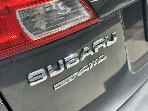 Used 2011 Subaru Outback 2.5i Premium AWD/4WD image 38
