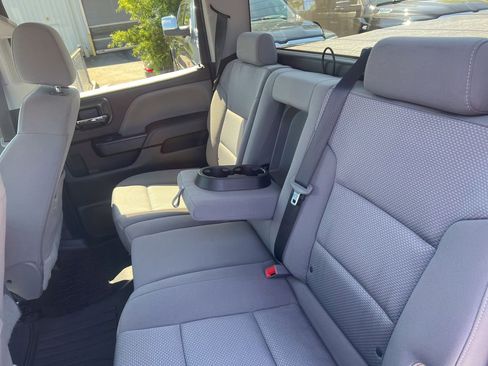 Used 2018 Chevrolet Silverado 1500 Custom w/ Custom Value Package AWD/4WD image 21