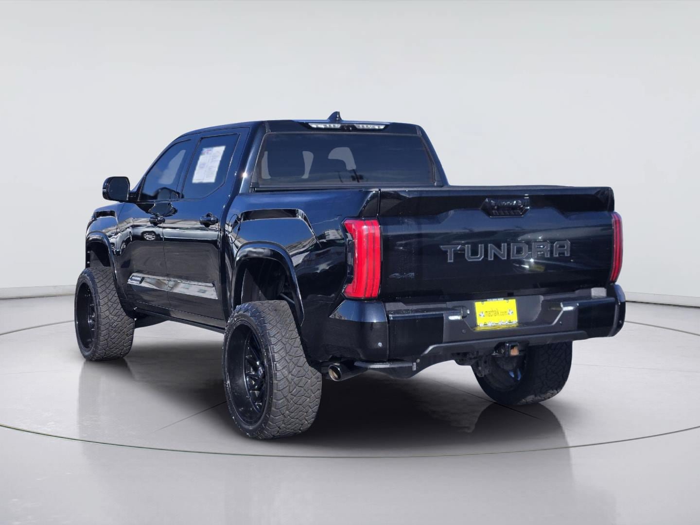 Used 2023 Toyota Tundra Platinum AWD/4WD image 6