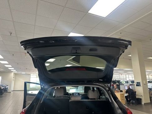 Used 2021 Hyundai Tucson SEL w/ Cargo Package FWD image 9