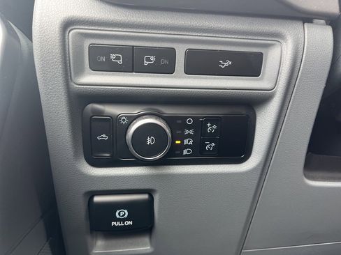 Used 2024 Ford F150 XLT w/ Equipment Group 302A MID image 39