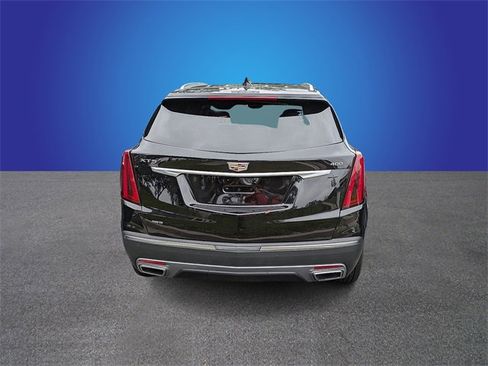 Certified 2025 Cadillac XT5 Premium Luxury image 3