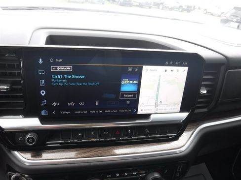 Used 2022 Chevrolet Silverado 1500 LT w/ Z71 Off-Road Package image 20