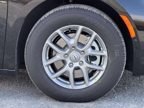 New 2026 Chrysler Pacifica Select FWD image 11