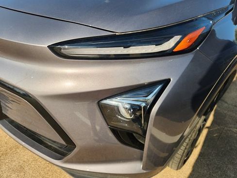 Used 2023 Chevrolet Bolt EUV Premier FWD image 7