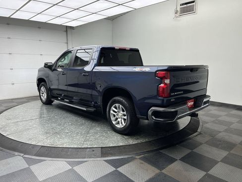 Used 2023 Chevrolet Silverado 1500 LT AWD/4WD image 2