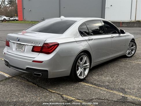 Used 2014 BMW 750Li w/ Executive Package RWD image 5