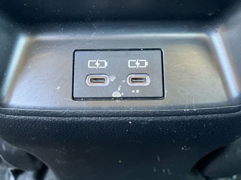 Used 2023 Toyota Corolla LE image 28