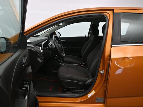 Used 2018 Chevrolet Sonic LT FWD image 20