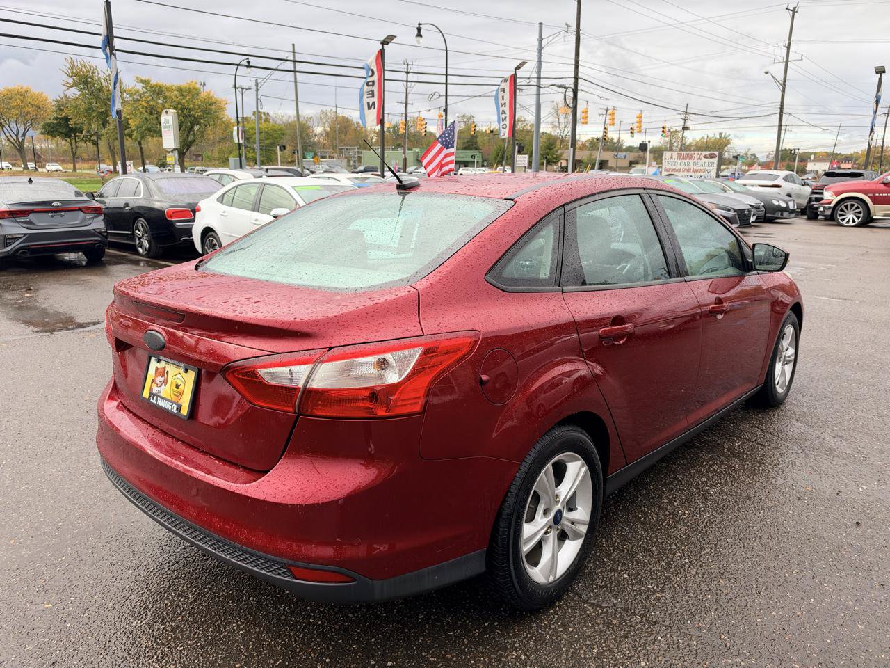 Used 2014 Ford Focus SE FWD image 7