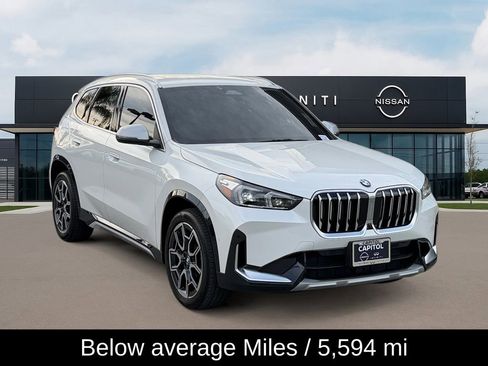 Used 2024 BMW X1 xDrive28i w/ Premium Package image 3