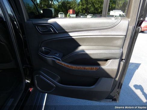 Used 2015 Chevrolet Suburban LTZ image 61