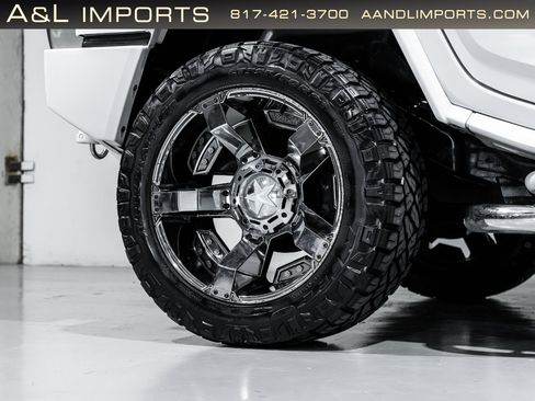 Used 2009 HUMMER H2 Luxury image 31