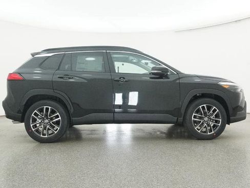 New 2026 Toyota Corolla Cross XLE image 27