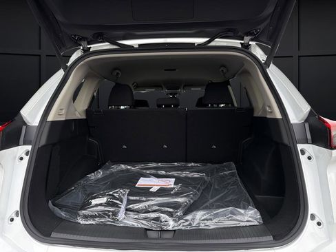 New 2026 Nissan Rogue SV image 12