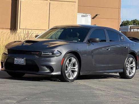 Used 2020 Dodge Charger R/T RWD image 8
