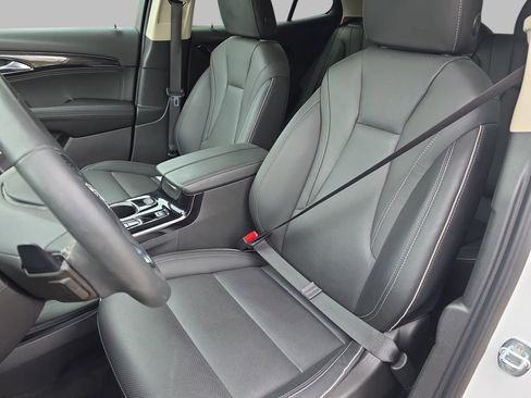 Certified 2023 Buick Envision Essence FWD image 17