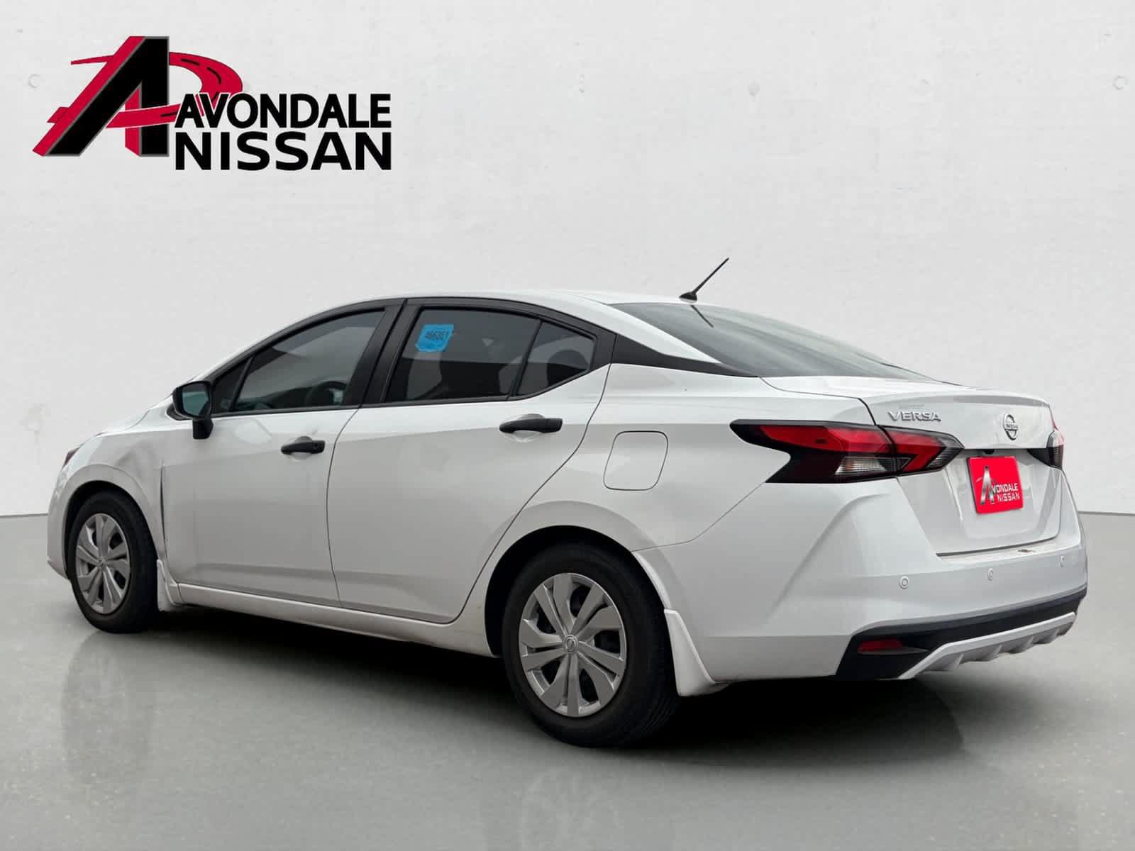 Used 2020 Nissan Versa S FWD image 3