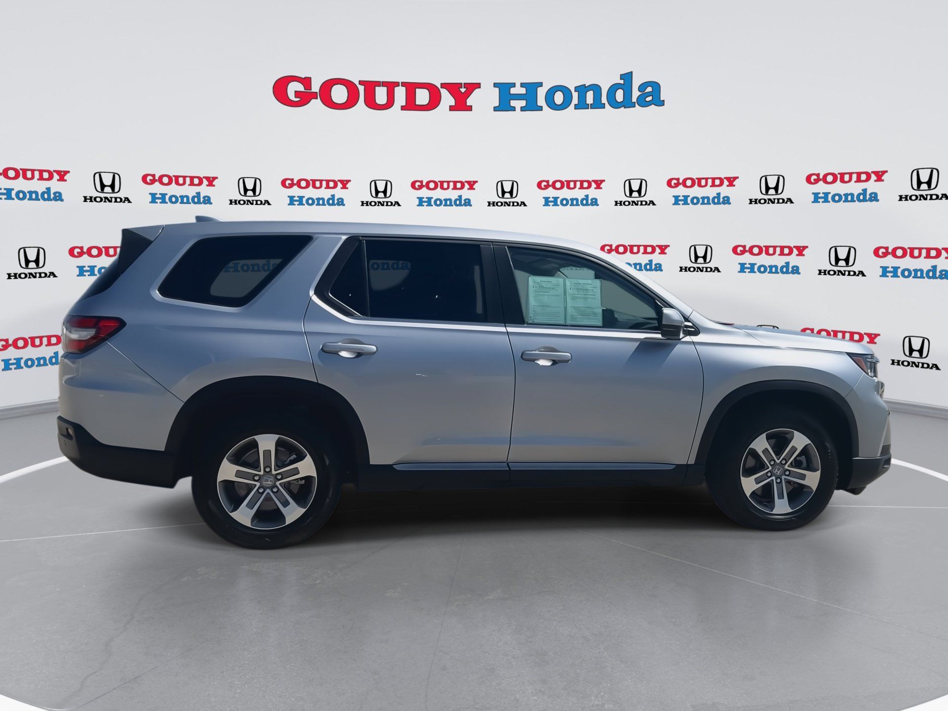 Used 2024 Honda Pilot EX-L image 9